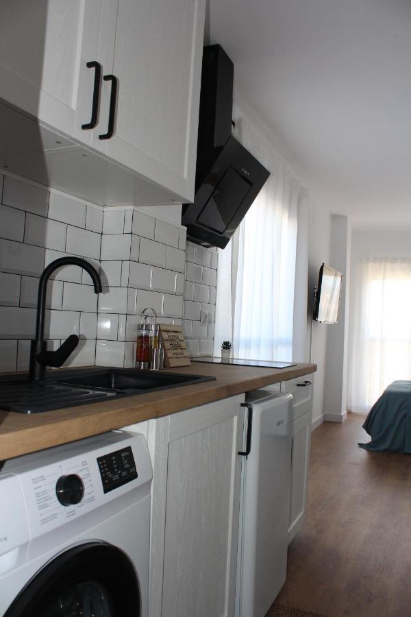 Apartamento Brand New Studio With Terrace And Bbq Close To City Center Málaga Exterior foto